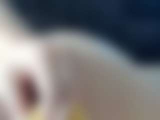 Live cam show with Mia - Shake on infinitiblacc.com