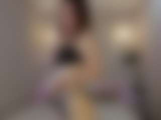 Mia's Live Sex Cam Show