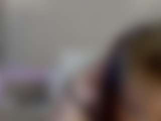 Live cam show with Mia - Twerk on Camsoda