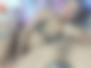 Live cam show with maria-and-robin - Tease on Dolls Live