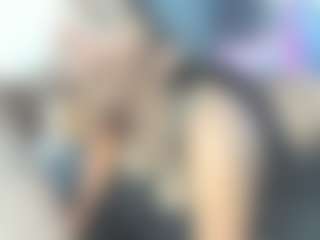 Live cam show with maria-and-robin - Skinny on Camsoda