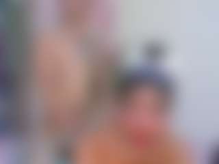 Live cam show with maria-and-robin - Cum Swallowing on WildCum