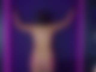 MissMiabdsm's Live Sex Cam Show
