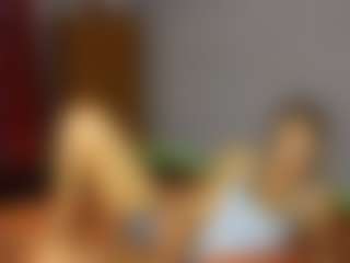 Live cam show with mistressofdesir - Teasing on googirlz