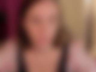 Live cam show with Nancy-Curter - Facial Piercings on Camiplay Live