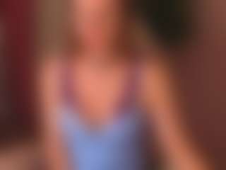 Live cam show with Nancy-Curter - Bikini on Camsoda