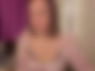 Live cam show with Nancy-Curter - Brown Hair MILF on eurowanks.com