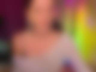 Live cam show with Nancy-Curter - Athletic MILF on livesuperchat.net