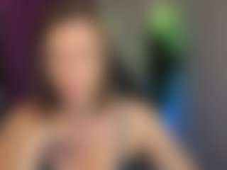 Live cam show with Nancy-Curter - Blue Eyes on SpunkLive