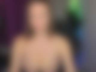 Live cam show with Nancy-Curter - College on Camsoda