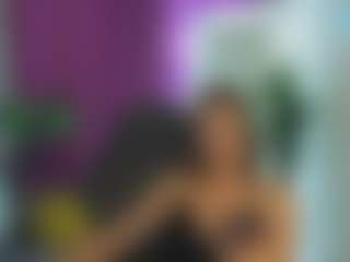 Live cam show with Nancy-Curter - College Brown Hair on CamwithHer