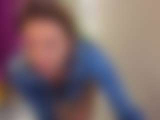 Live cam show with Nancy-Curter - Thin on TeamSkeetLive