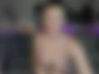 Live cam show with Nancy-Curter - Brown Hair MILF on madthumbs
