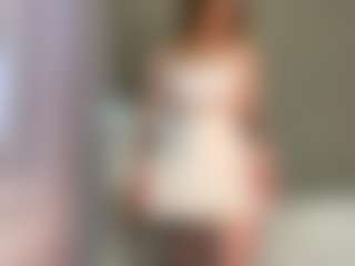 Live cam show with OnaSpinelli - Petite on AdultVida.com
