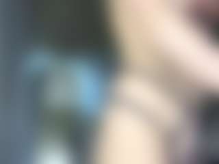 Live cam show with OnaSpinelli - Blue Eyes on Camsoda