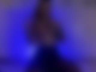 Live cam show with Sweatslisa - Blonde Hair on crypto-cams