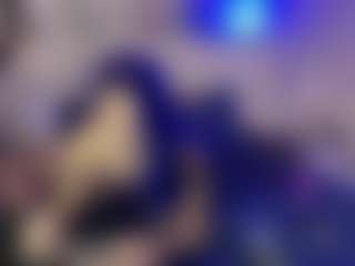 Live cam show with Sweatslisa - Blonde Hair Petite on SinfulBabes