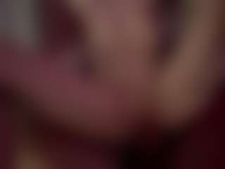 Live cam show with Sweatslisa - Strip on Gym Cam Girls
