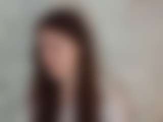 Live cam show with Rina - Genital Piercings on AdultVida.com