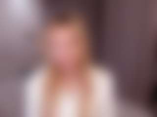 AnnaSwendon's Live Sex Cam Show