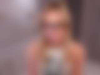 AnnaSwendon's Live Sex Cam Show