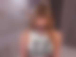 Live cam show with AnnaSwendon - Blonde Hair Anal on CamClone