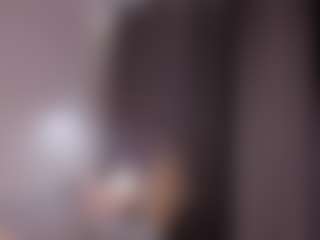Live cam show with AnnaSwendon - Blonde Hair on intimatelivegirls.com
