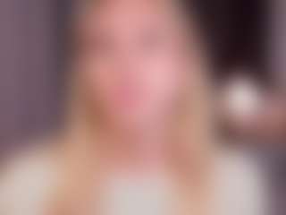 Live cam show with AnnaSwendon - Twerk on Camsoda