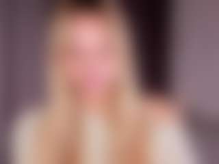 AnnaSwendon's Live Sex Cam Show