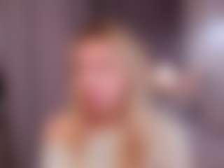 AnnaSwendon's Live Sex Cam Show