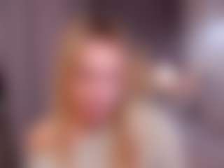 AnnaSwendon's Live Sex Cam Show