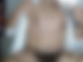 Live cam show with Antony-ice - Muscular on Camsoda