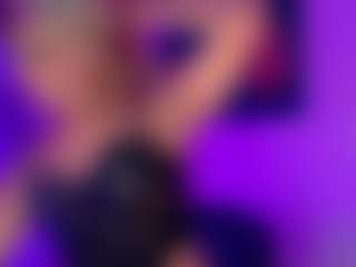 Live cam show with AranzaDollts1 - Tease on Camsoda