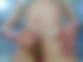 Live cam show with ashton-myers15 - HD on Streamer API