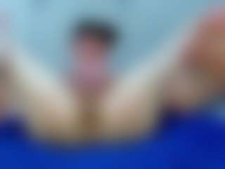 Live cam show with ashton-myers15 - Bedroom on Camsoda