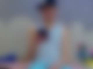 Live cam show with ashton-myers15 - Brown Eyes on CamwithHer