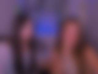 daphne-bloom's Live Sex Cam Show
