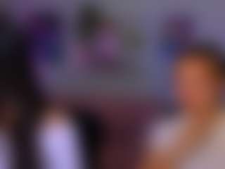 daphne-bloom's Live Sex Cam Show