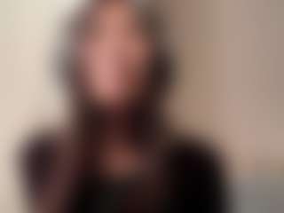 Lola's Live Sex Cam Show