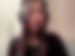 Lola's Live Sex Cam Show