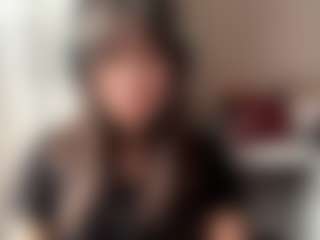 Live cam show with Lola - Twerk on madthumbs