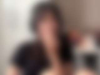 Lola's Live Sex Cam Show