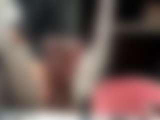 Live cam show with Lola - Skinny Teen (18+) on SinfulBabes
