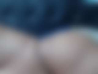 EbonyBoobsMilk's Live Sex Cam Show