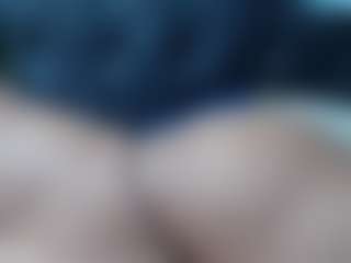 EbonyBoobsMilk's Live Sex Cam Show