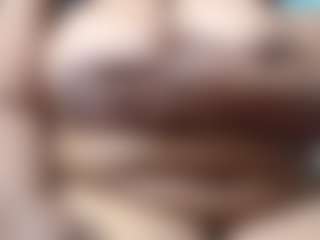 EbonyBoobsMilk's Live Sex Cam Show