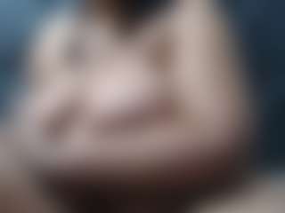 EbonyBoobsMilk's Live Sex Cam Show