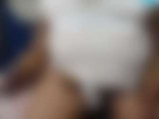 EbonyBoobsMilk's Live Sex Cam Show