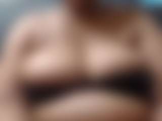 EbonyBoobsMilk's Live Sex Cam Show
