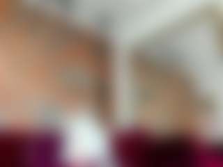 EmaReed's Live Sex Cam Show